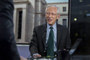 黄冈宏观经济学教授兼实践者Stanley Fisher逝世 曾培养全球多位经济决策者